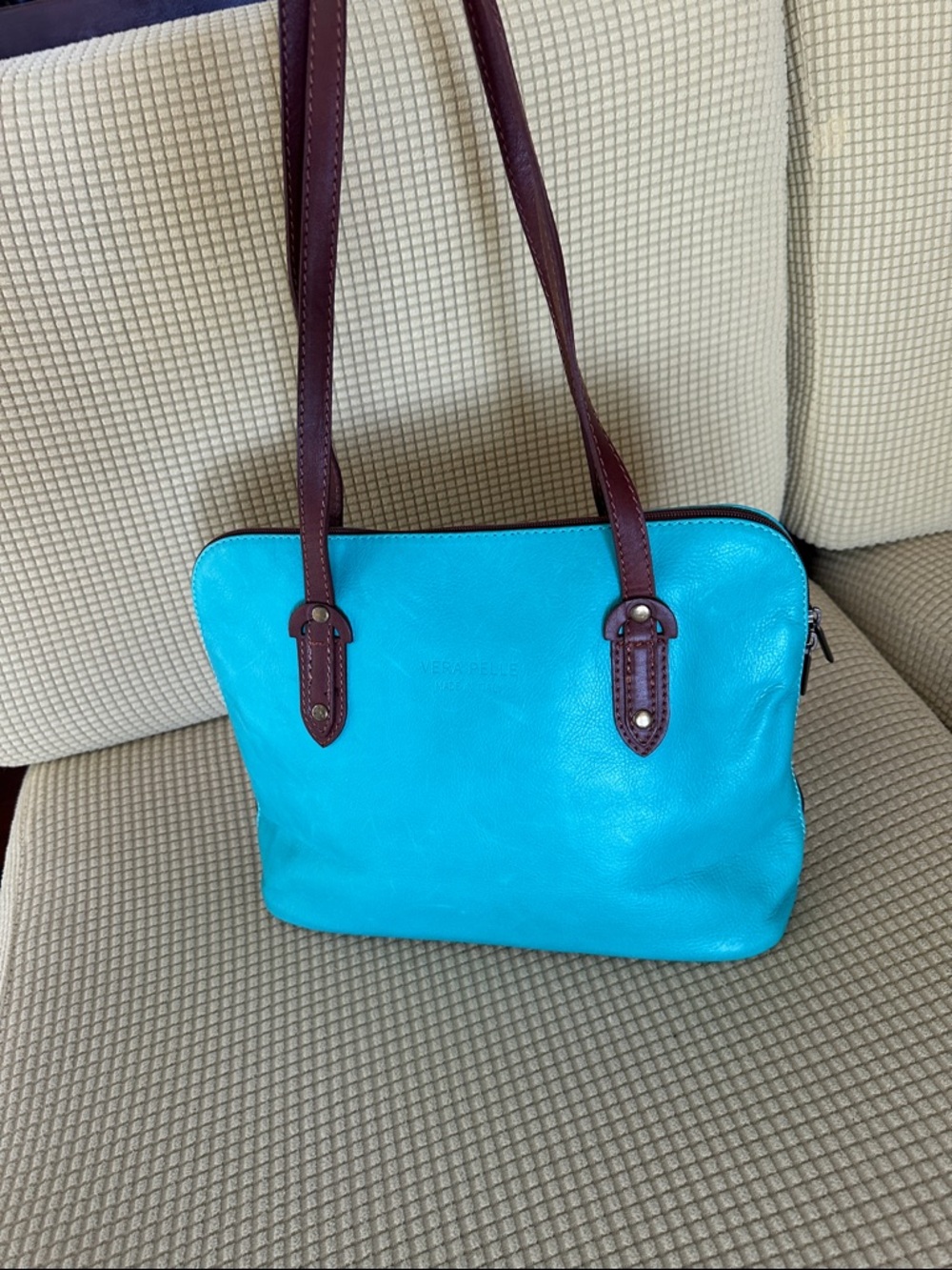 VERA PELLE Leather Shoulder Tote in Turquoise with Brown Straps